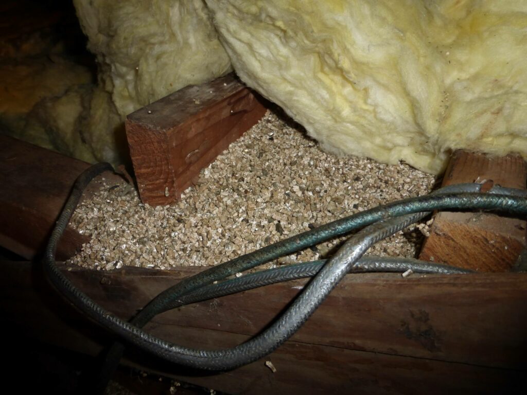 Photo of Vermiculite in inslation